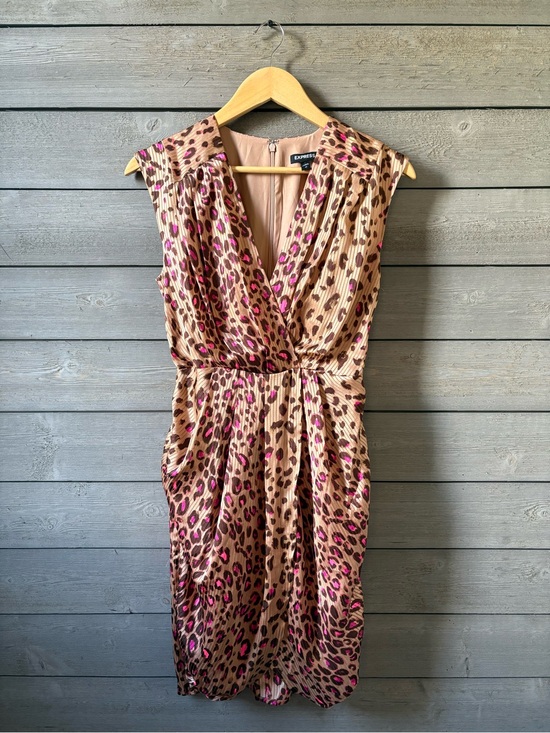 Express Dresses & Skirts - Express Beige and Pink Leopard-Print Sleeveless Midi Dress